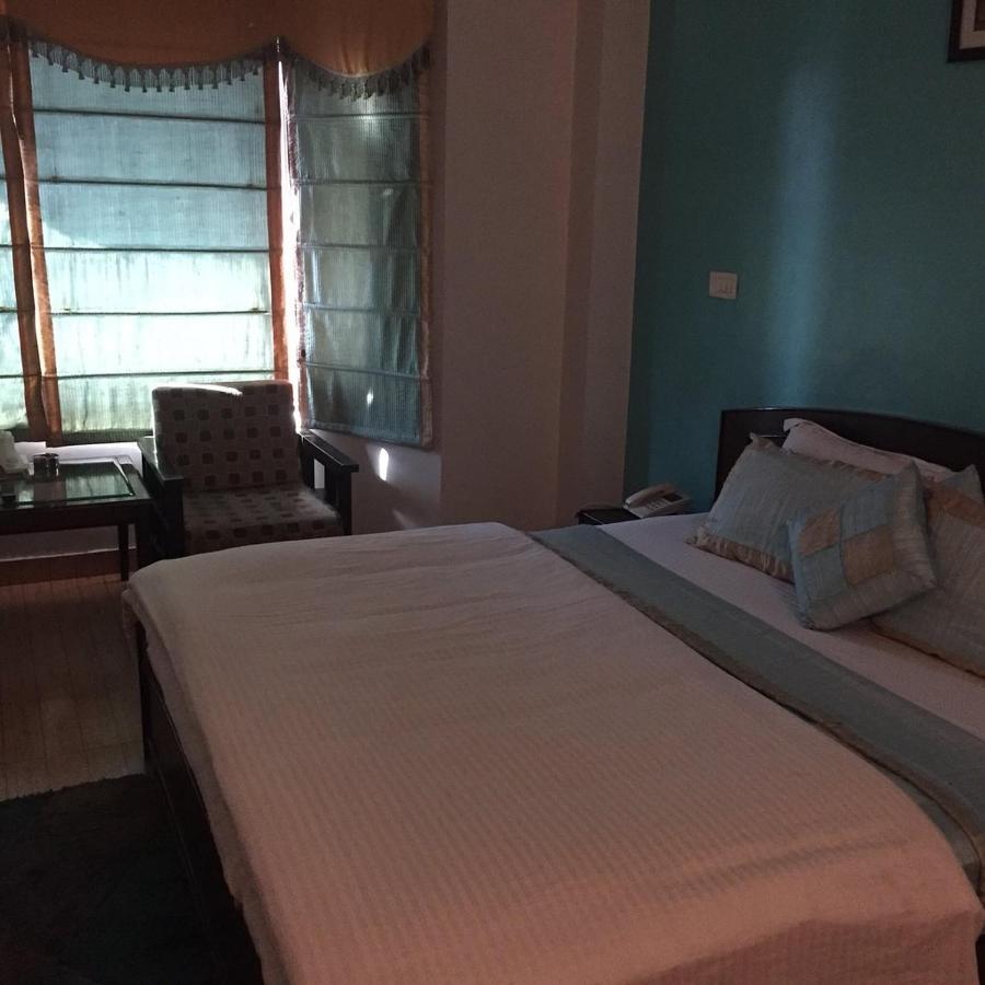 Polo Regency Hotel Sundarnagar Bagian luar foto
