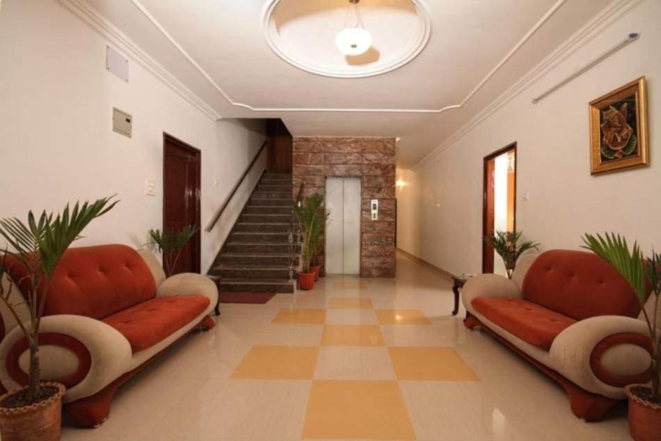 Polo Regency Hotel Sundarnagar Bagian luar foto