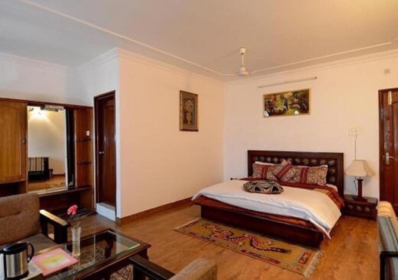 Polo Regency Hotel Sundarnagar Bagian luar foto